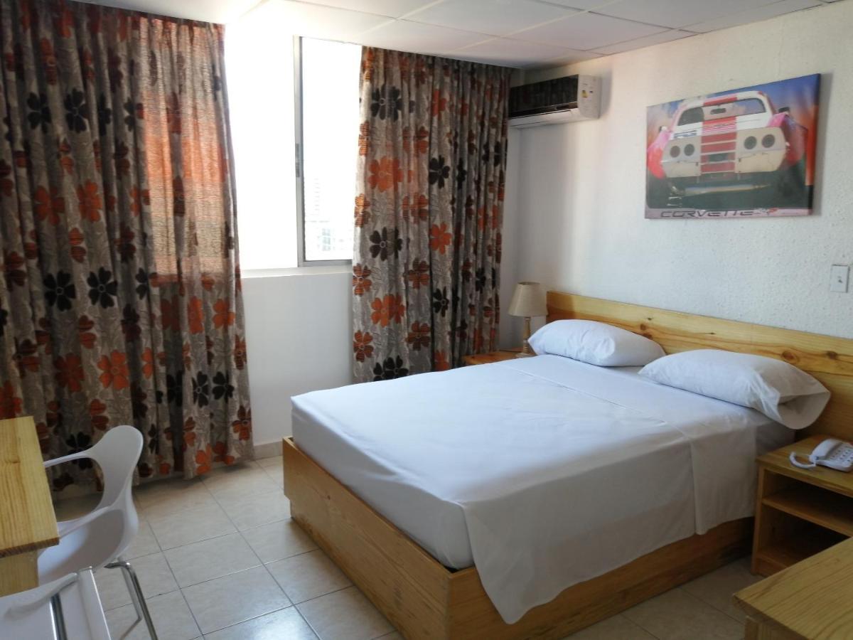 Hotel California Panama Exteriör bild